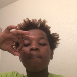 Meet your Posher, Malik